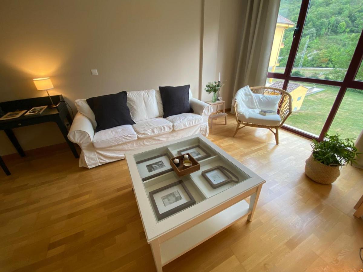 Apartamento LLAR DEL CARES Arenas De Cabrales Exterior foto