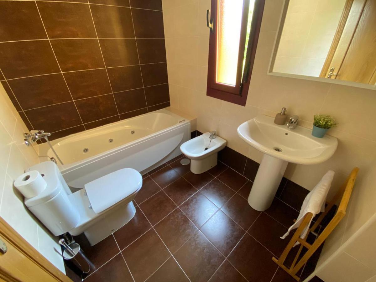 Apartamento LLAR DEL CARES Arenas De Cabrales Exterior foto